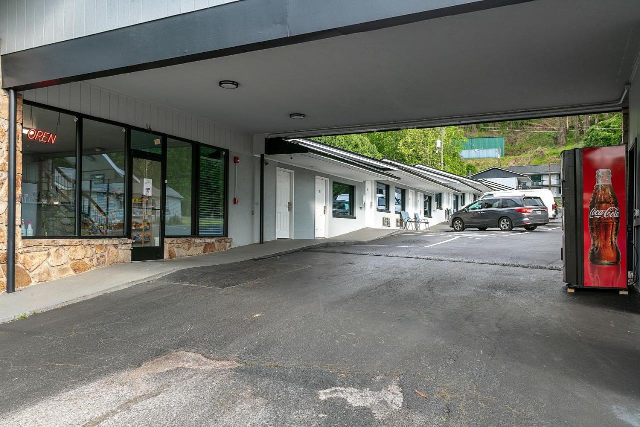 Gatlinburg Mountain Inn Exterior photo